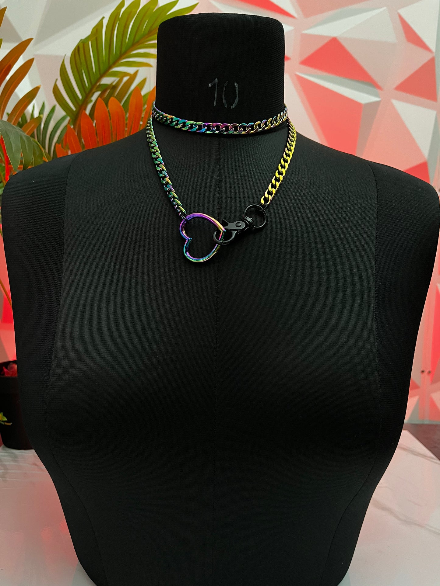 Hook Lock Choker